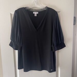 Calvin Klein Elegant Black V-Neck Blouse